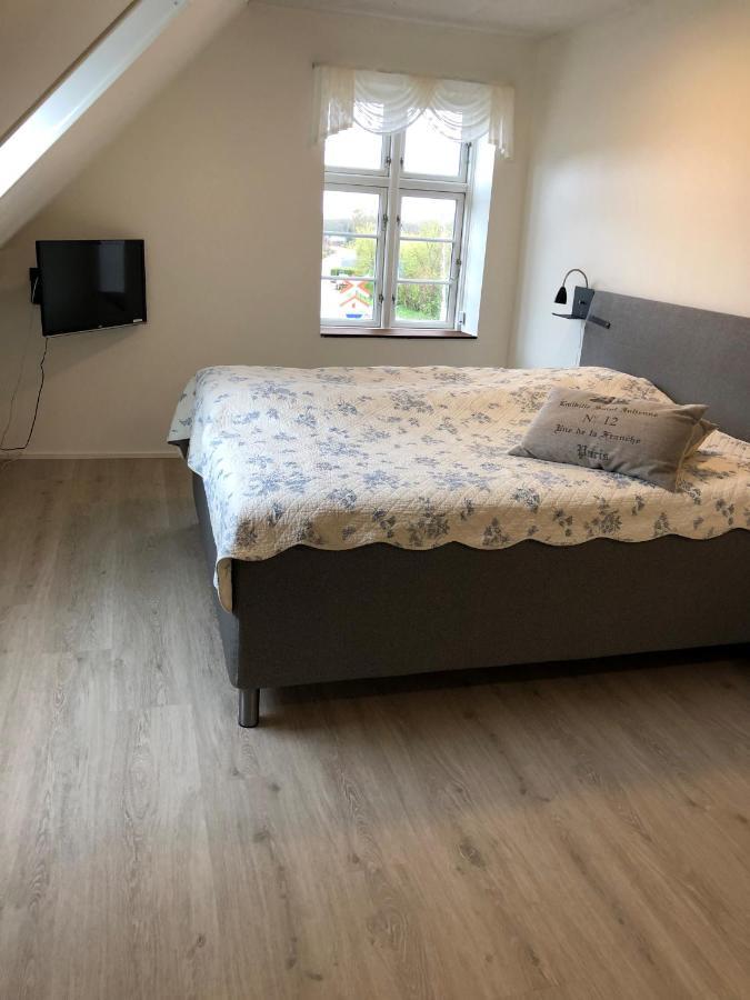 Hotel Hojslev Kro Экстерьер фото